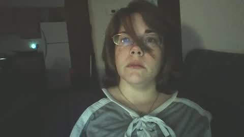 Snapshot of sammy_lyn chatting on December 2, 6:19 pm Sam online show from December 2, 6:19 pm