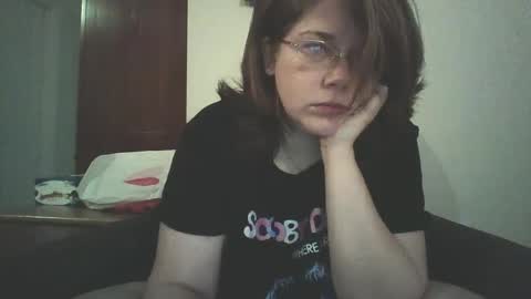 Snapshot of sammy_lyn chatting on March 7, 2:23 pm Sam online show from March 7, 2:23 pm