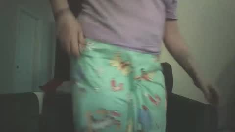 Snapshot of sammy_lyn chatting on February 24, 2:03 pm Sam online show from February 24, 2:03 pm