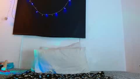 Snapshot of samntha_ferrer28 chatting on February 6, 6:08 am Samantha ferrer online show from February 6, 6:08 am