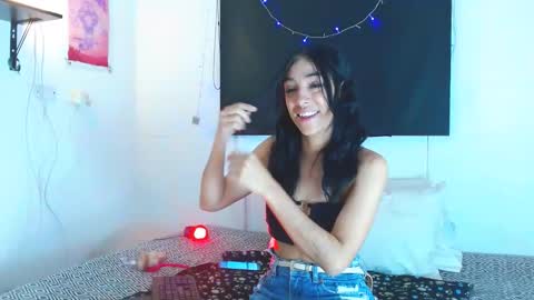 Snapshot of samntha_ferrer28 chatting on February 9, 9:05 am Samantha ferrer online show from February 9, 9:05 am