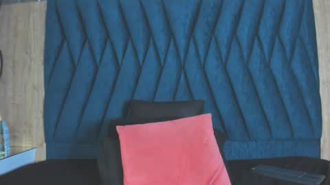 S A M Y  G R E Y  online show from October 10, 4:28 am