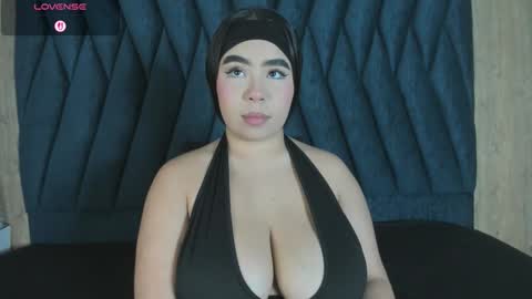 S A M Y  G R E Y  online show from November 28, 2:36 am