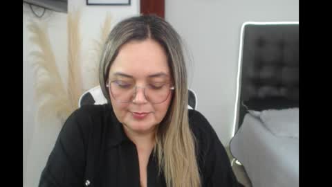 samy_vsn online show from September 17, 7:56 pm