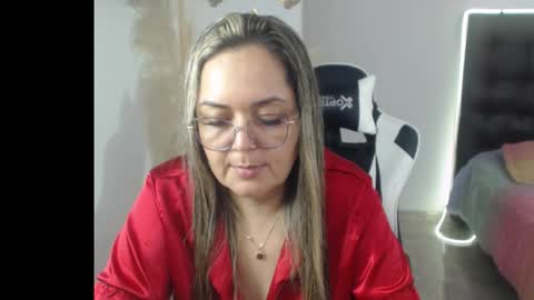 samy_vsn online show from December 14, 3:18 pm