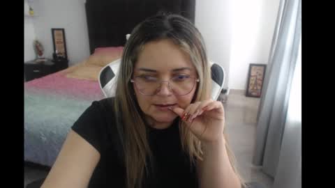 samy_vsn online show from March 2, 7:19 pm