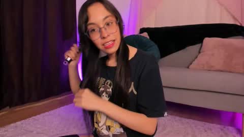 Special show on 17 december and 23 UwU online show from November 13, 9:03 pm