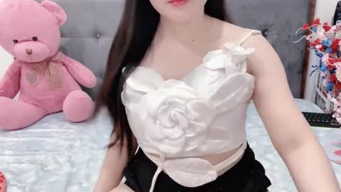 sanami_sian_ online show from May 30, 1:25 am