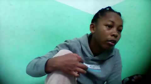 sandra1253099 online show from November 8, 7:19 pm