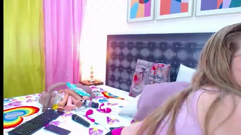 SANDRA online show from March 24, 11:15 am