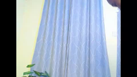 Sandy online show from November 21, 9:06 pm