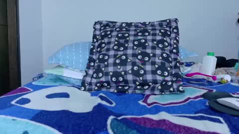 sandy online show from April 10, 10:49 pm