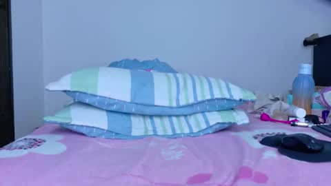 sandy online show from March 7, 12:39 am