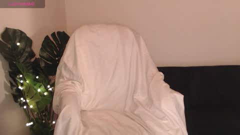 secret online show from February 16, 2:11 am