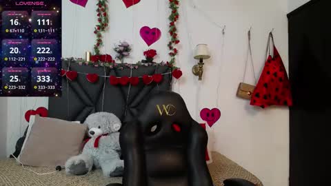 sanyaseraphine0 online show from February 18, 8:30 pm