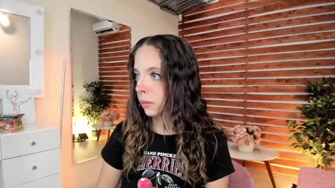 Valerin online show from February 9, 9:17 pm