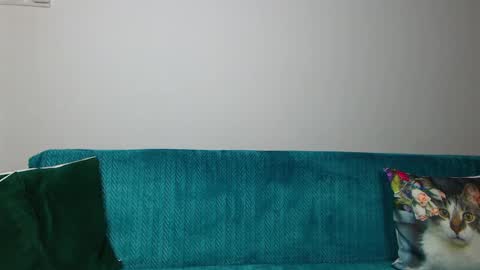 Im Sara I am happy to be here  online show from April 21, 5:58 am