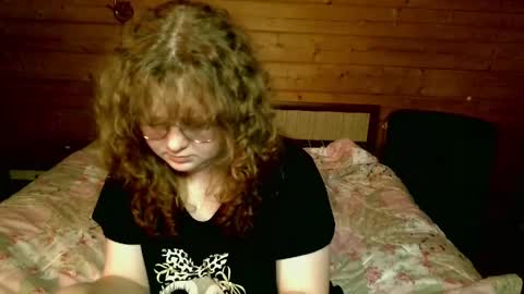 Sara online show from May 8, 10:40 am