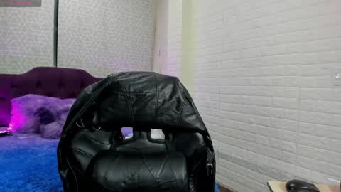 Sara Love online show from April 1, 3:29 am