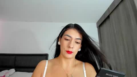 SARA    INDEPENDENT MODEL online show from November 11, 8:06 pm