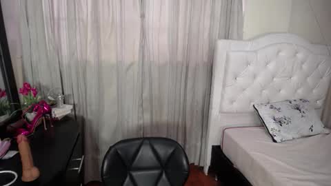 sara online show from March 20, 2:00 pm