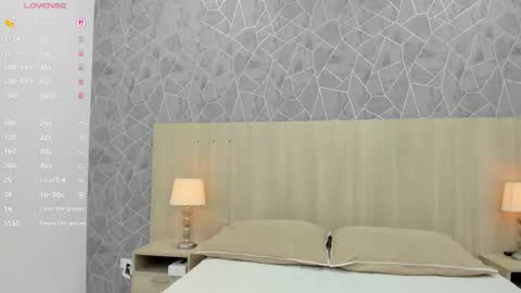 Sara online show from October 10, 11:48 am