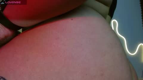 Snapshot of sara_morales17 chatting on October 23, 5:02 am sara online show from October 23, 5:02 am