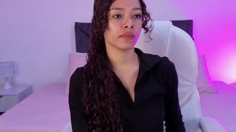 sara  online show from October 15, 2:52 pm