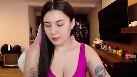 Sara online show from December 17, 6:31 pm