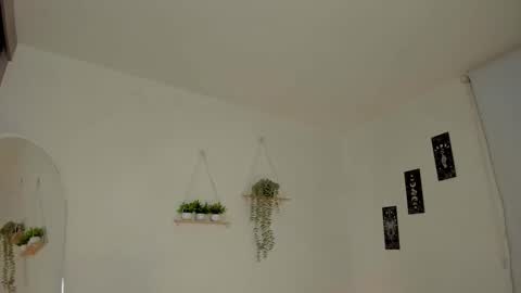 sara_sweett9 online show from December 22, 11:08 pm