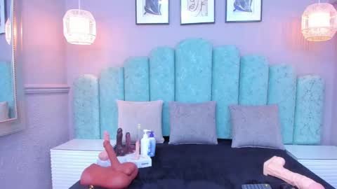 Sara online show from January 17, 3:43 pm