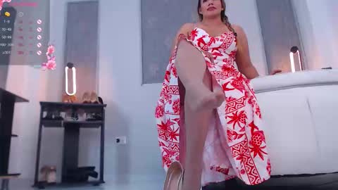 Saraa Gomez online show from February 15, 2:38 pm