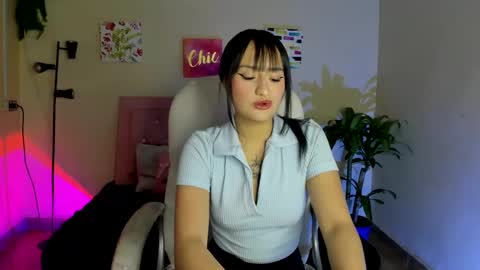 Sarah Ramirez online show from February 10, 11:57 am