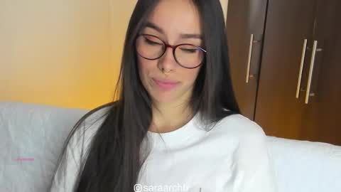 Snapshot of saraarchbould chatting on September 19, 3:44 pm Sara online show from September 19, 3:44 pm