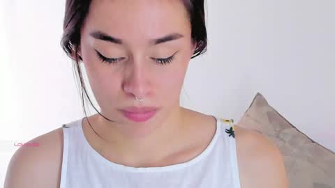 Snapshot of saraarchbould chatting on December 9, 2:24 am Sara online show from December 9, 2:24 am