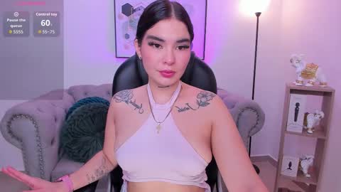 saracruz online show from March 4, 2:40 am