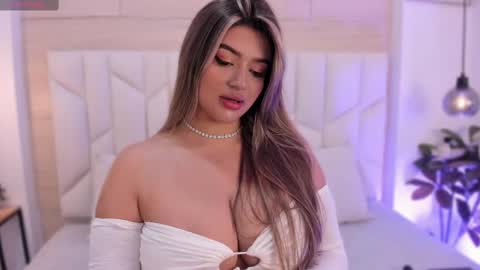     online show from February 25, 12:05 pm