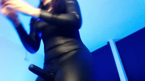 Sarah online show from February 21, 3:23 am