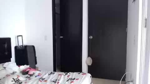 Sarah online show from February 20, 3:41 pm