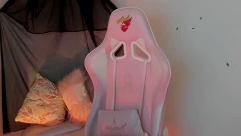 Sarah Ramirez online show from January 16, 3:56 am