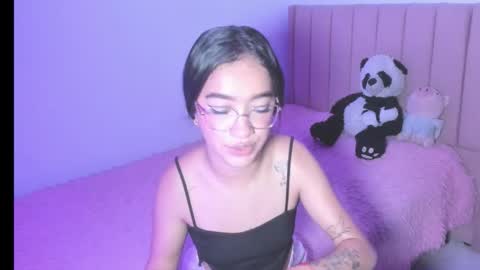 Sarah online show from October 27, 6:35 pm