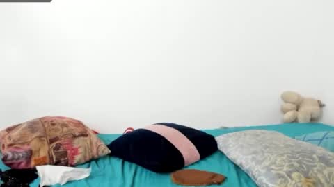 Sarah online show from February 18, 6:18 pm