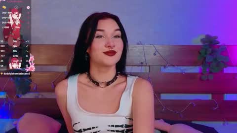 Sarah  online show from November 9, 10:16 pm