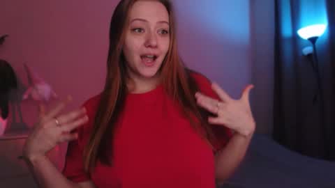 Sarah online show from November 5, 3:39 pm