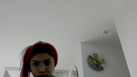 Saray  online show from October 20, 8:23 pm