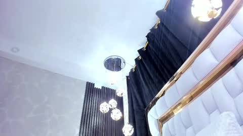 Snapshot of sarayroyse chatting on September 12, 9:44 pm Saray online show from September 12, 9:44 pm