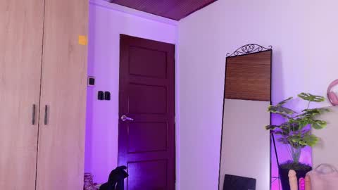 Sara online show from February 19, 11:03 pm