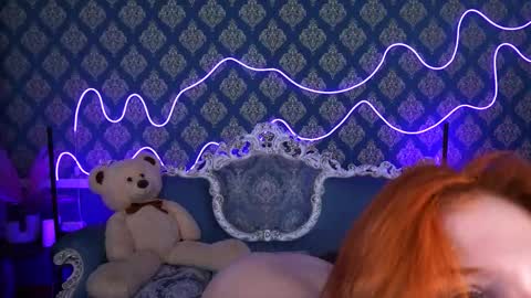 Sasha Exclusive online show from September 23, 1:31 pm