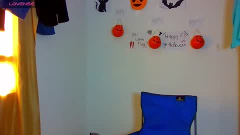 Camila online show from October 17, 7:17 pm