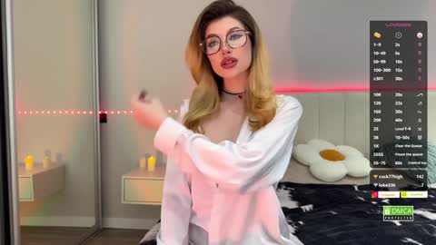 Hi everyone my name is Sasha   online show from January 31, 1:23 pm